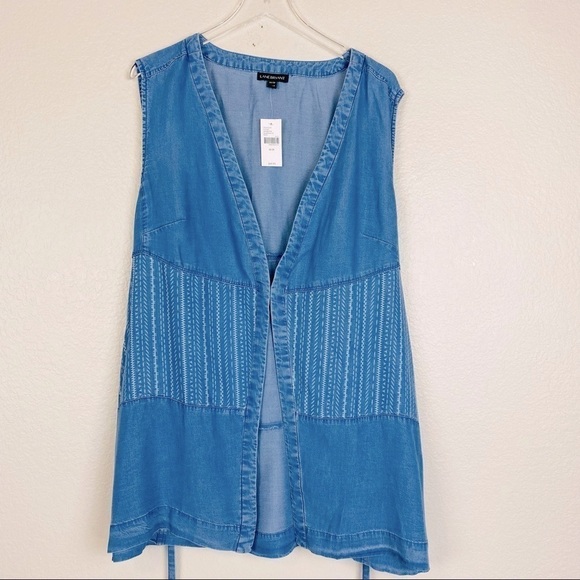 Lane Bryant Chambray Belted Vest Size 26/28 - Picture 2 of 8